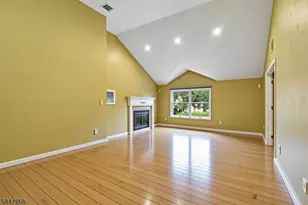 328 Hillside Ave, Livingston, NJ 07039 - Photo 16