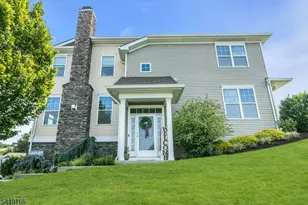 18 Blazingstar Wy, Allamuchy Township, NJ 07840 - Photo 1