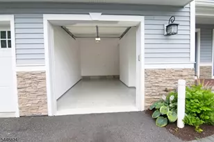 14 Clover Ct, Berkeley Heights Township, NJ 07922 - Photo 20