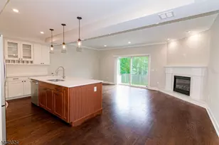 14 Clover Ct, Berkeley Heights Township, NJ 07922 - Photo 8