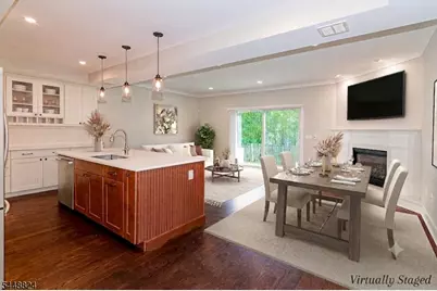 14 Clover Ct, Berkeley Heights Township, NJ 07922 - Photo 2