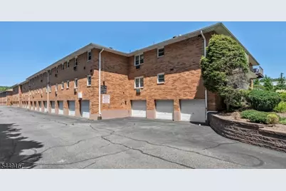 15 Cottage St #1B, Midland Park, NJ 07432 - Photo 16