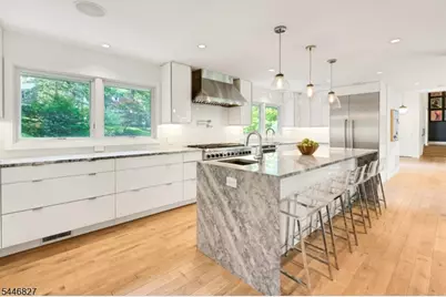 21 Gloucester Rd, Summit, NJ 07901 - Photo 14
