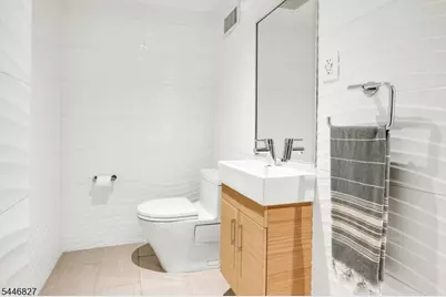 21 Gloucester Rd, Summit, NJ 07901 - Photo 40