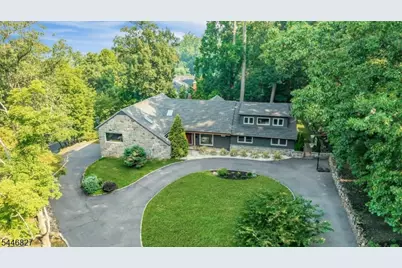 21 Gloucester Rd, Summit, NJ 07901 - Photo 2