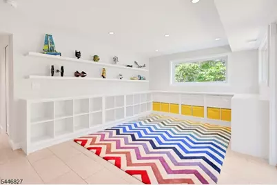 21 Gloucester Rd, Summit, NJ 07901 - Photo 38