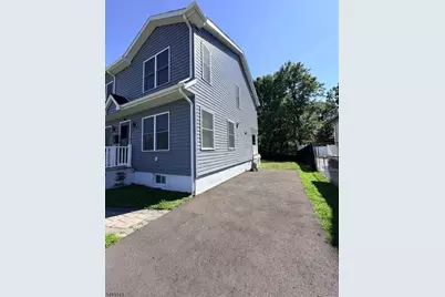 66 Edward Ct, Clifton, NJ 07011 - Photo 4
