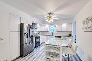 737 W 8th St, Plainfield, NJ 07060 - Photo 14