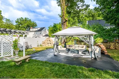 737 W 8th St, Plainfield, NJ 07060 - Photo 44