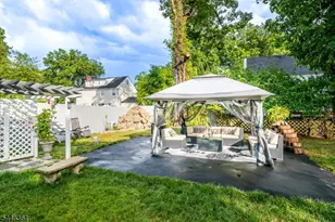737 W 8th St, Plainfield, NJ 07060 - Photo 44