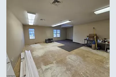 5 Walter E Foran Blvd, Raritan Township, NJ 08822 - Photo 10