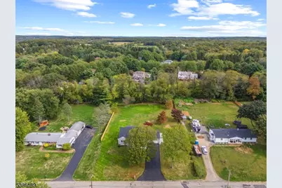14 Kim Ln, Washington Township, NJ 07840 - Photo 2