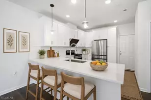 1015 Station Rd, Somerville, NJ 08876 - Photo 4