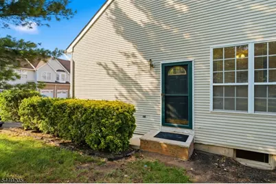 9 Gallop Ln, Franklin Township, NJ 08873 - Photo 2