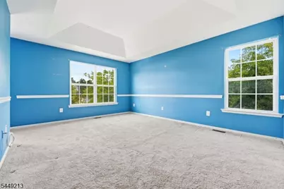 274 Windmill Ct, Lopatcong Township, NJ 08865 - Photo 12