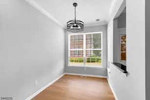 72 Albert Ct, Parsippany, NJ 07054 - Photo 8