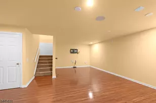 72 Albert Ct, Parsippany, NJ 07054 - Photo 48