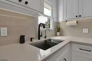 915 Essex Ave, Linden, NJ 07036 - Photo 6