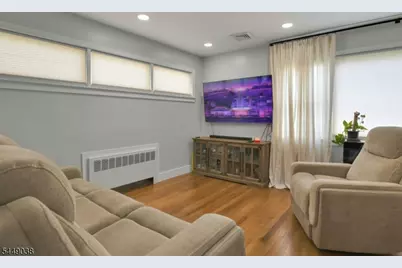 915 Essex Ave, Linden, NJ 07036 - Photo 8