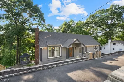 19 Cliffside Trl, Denville, NJ 07834 - Photo 2