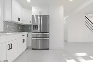 19 Cliffside Trail, Denville, NJ 07834 - Photo 18