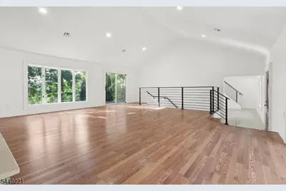 19 Cliffside Trl, Denville, NJ 07834 - Photo 16