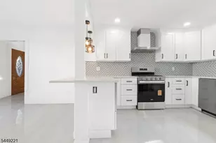 19 Cliffside Trail, Denville, NJ 07834 - Photo 18
