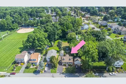 9 Woodmere Rd, West Caldwell, NJ 07006 - Photo 2