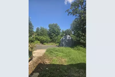 813 George St, Plainfield, NJ 07062 - Photo 10