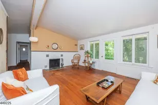 53 Old Wood Rd, Morris Plains, NJ 07950 - Photo 18