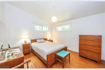 53 Old Wood Rd, Morris Plains, NJ 07950 - Photo 24