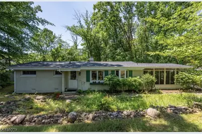 53 Old Wood Rd, Morris Plains, NJ 07950 - Photo 2