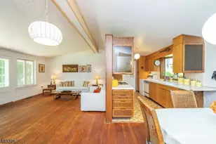 53 Old Wood Rd, Morris Plains, NJ 07950 - Photo 14