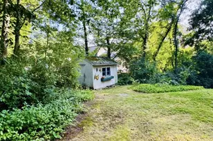 53 Old Wood Rd, Morris Plains, NJ 07950 - Photo 32