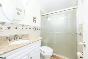53 Old Wood Rd, Morris Plains, NJ 07950 - Photo 22