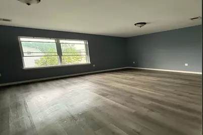 35 Tillinghast St, Newark, NJ 07108 - Photo 8