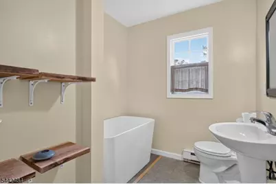 309 Stelko Ave, Lopatcong Township, NJ 08865 - Photo 18