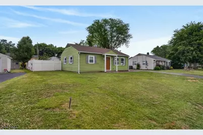 309 Stelko Ave, Lopatcong Township, NJ 08865 - Photo 22