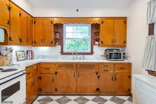 186 MacDonald Dr, Wayne, NJ 07470 - Photo 10
