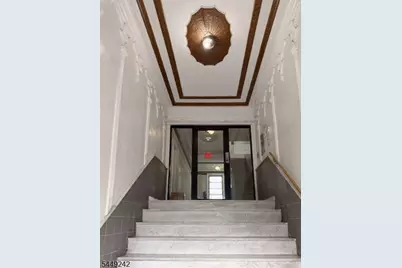 523-25 34th St #D1, Union City, NJ 07087 - Photo 2