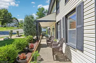 35 Cleveland St, Caldwell, NJ 07006 - Photo 4