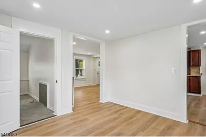 35 Cleveland St, Caldwell, NJ 07006 - Photo 12