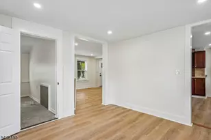 35 Cleveland St, Caldwell, NJ 07006 - Photo 12