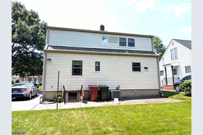 70 Bromley Pl, Nutley, NJ 07110 - Photo 18