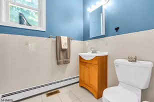 104 Bishops Rock Rd, Hopatcong, NJ 07843 - Photo 18
