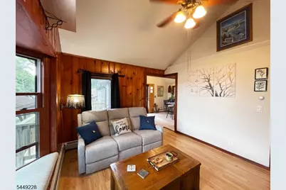16 Lakeview Rd, Hopatcong, NJ 07843 - Photo 20