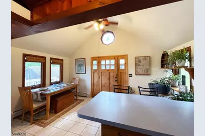 16 Lakeview Rd, Hopatcong, NJ 07843 - Photo 4