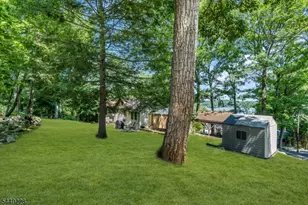 16 Lakeview Rd, Hopatcong, NJ 07843 - Photo 38