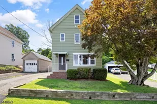 26 Liberty St, Dover, NJ 07801 - Photo 2