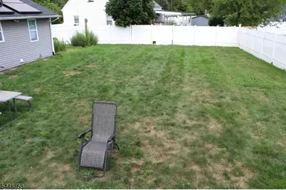 1123 Dukes Pkwy, Manville, NJ 08835 - Photo 18